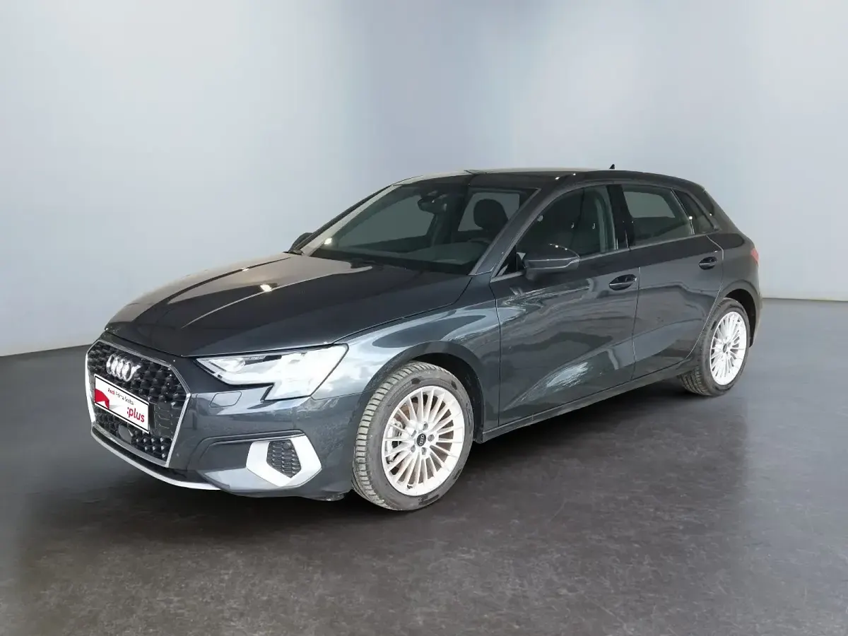 Usata Audi A3 Sportback Advanced 150 CV (110 kW) 2024 Grigio Utilitaria