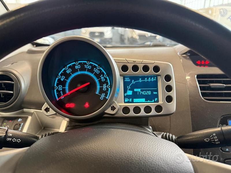 Usata Chevrolet Spark 68 CV (50 kW) 2013 Bianco Utilitaria