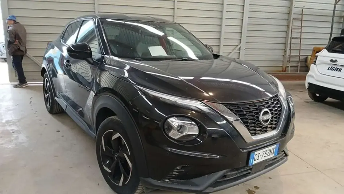 Usata Nissan Juke N-Connecta 114 CV (83 kW) 2023 Nero SUV