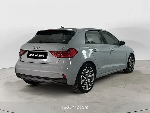 Usata Audi A1 Sportback Business 116 CV (85 kW) 2025 Grigio Utilitaria