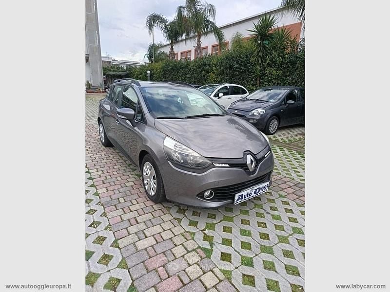 Usata Renault Clio IV Life 73 CV (53 kW) 2016 Gray Berlina