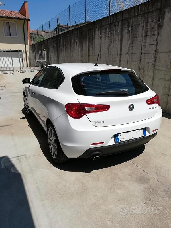 Usata Alfa Romeo Giulietta 2016 Bianco Berlina