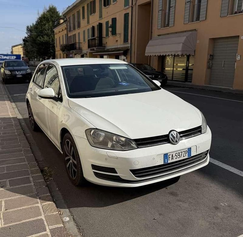 Usata VW Golf VII Comfortline 105 CV (77 kW) 2013 Berlina