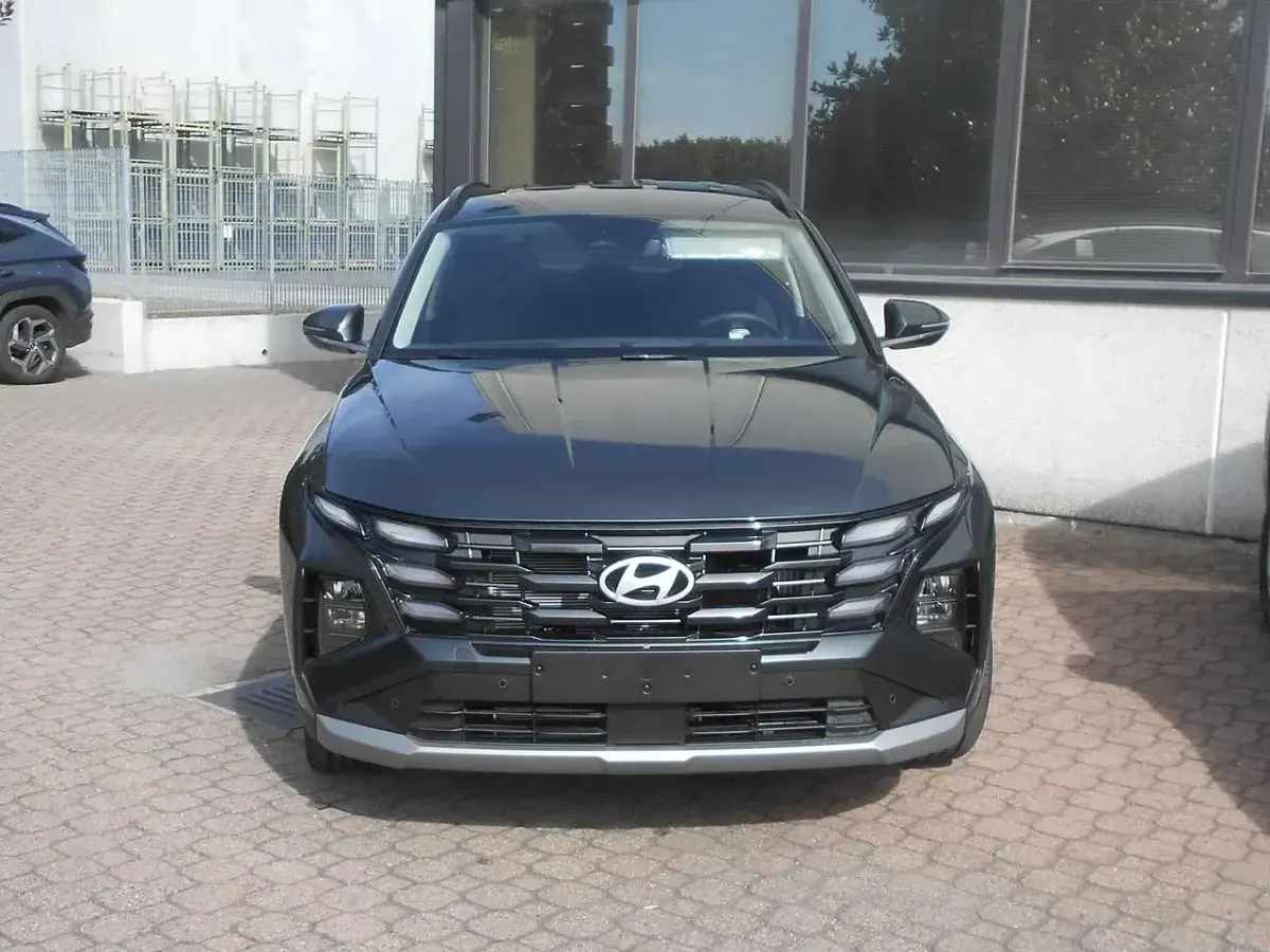 Nuova Hyundai Tucson 179 CV (131 kW) 2026 Cypress green SUV