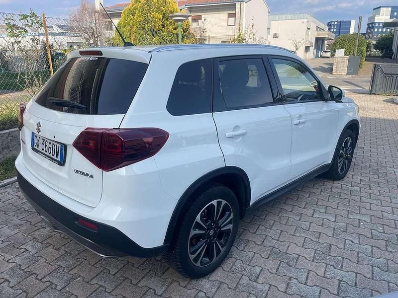 Usata Suzuki Vitara 129 CV (94 kW) 2023 Bianco SUV