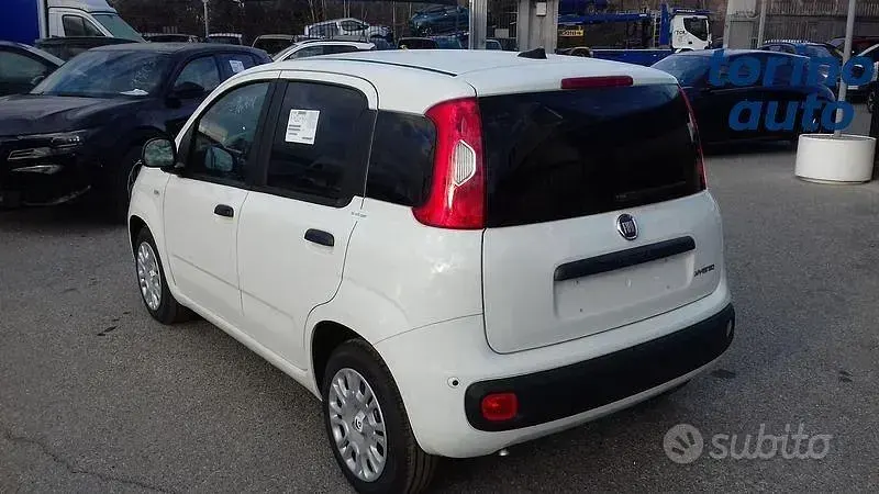 Ny Fiat Panda S 70 HK (51 kW) 2026 Vit Halvkombi