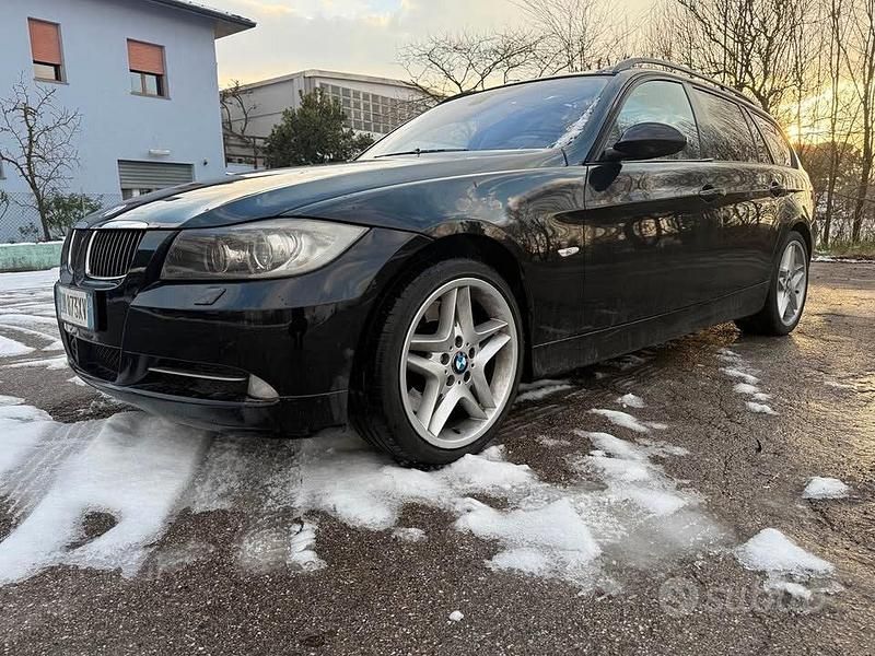 Usata BMW 335 Efficient Dynamics 306 CV (225 kW) 2008 Nero Station wagon