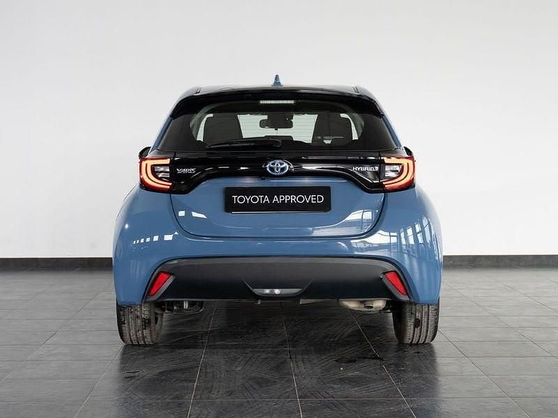 Usata Toyota Yaris Hybrid Trend 115 CV (84 kW) 2020 Blu Berlina