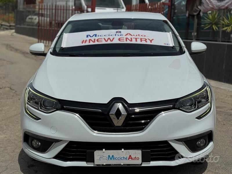 Usata Renault Mégane IV Intens 116 CV (85 kW) 2019 Bianco Berlina