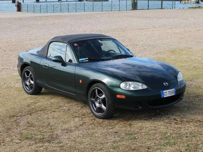 Usata Mazda MX5 110 CV (80 kW) 2003 Verde Cabrio