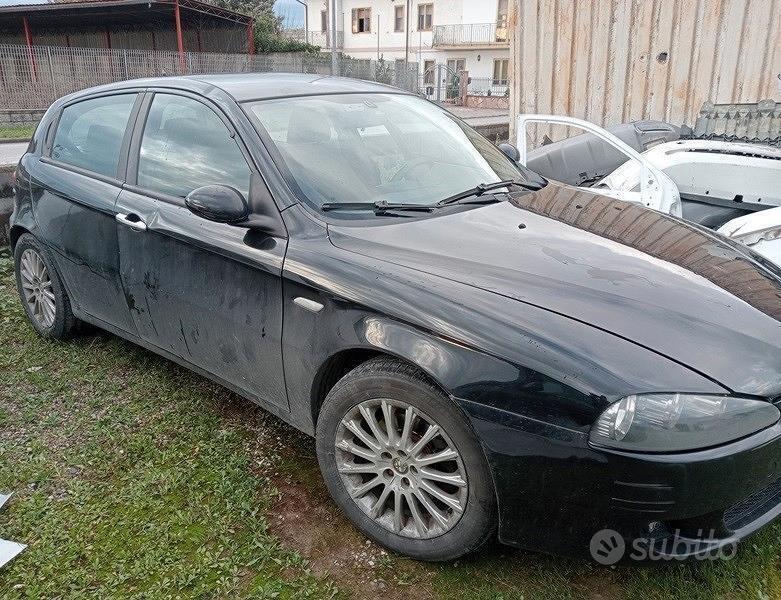 Usato 2007 Alfa Romeo 147 1.6 LPG_Hybrid 105 CV (400 €)