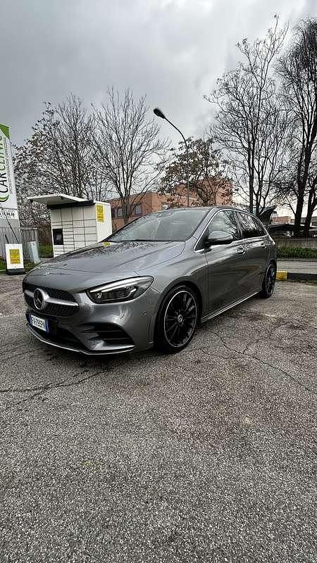 Usata Mercedes B200 Premium 150 CV (110 kW) 2019 Monovolume