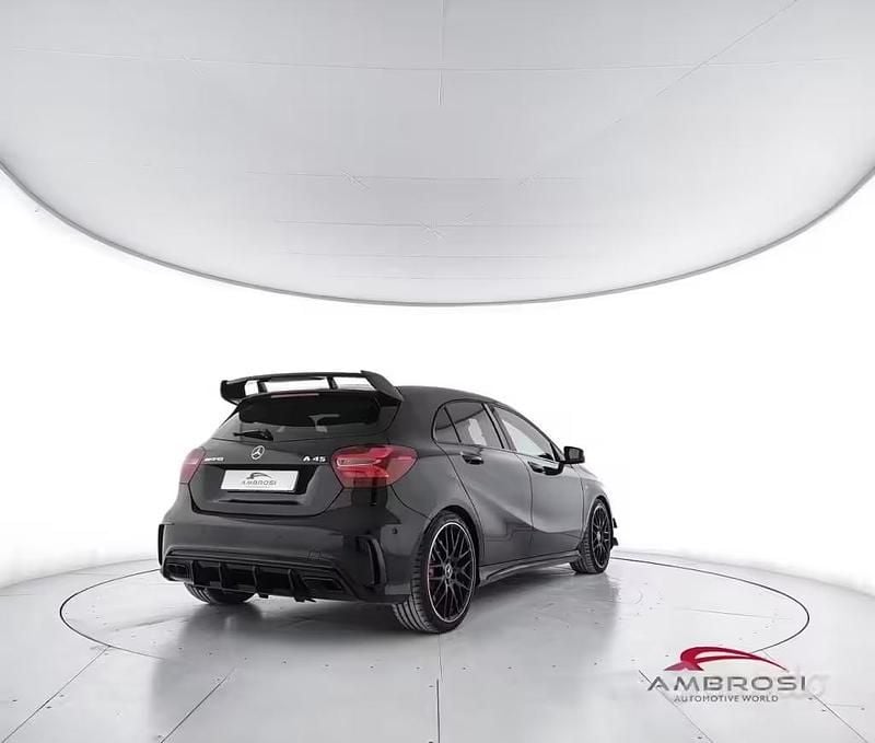 Usata Mercedes A45 AMG AMG 381 CV (280 kW) 2016 Nero Utilitaria