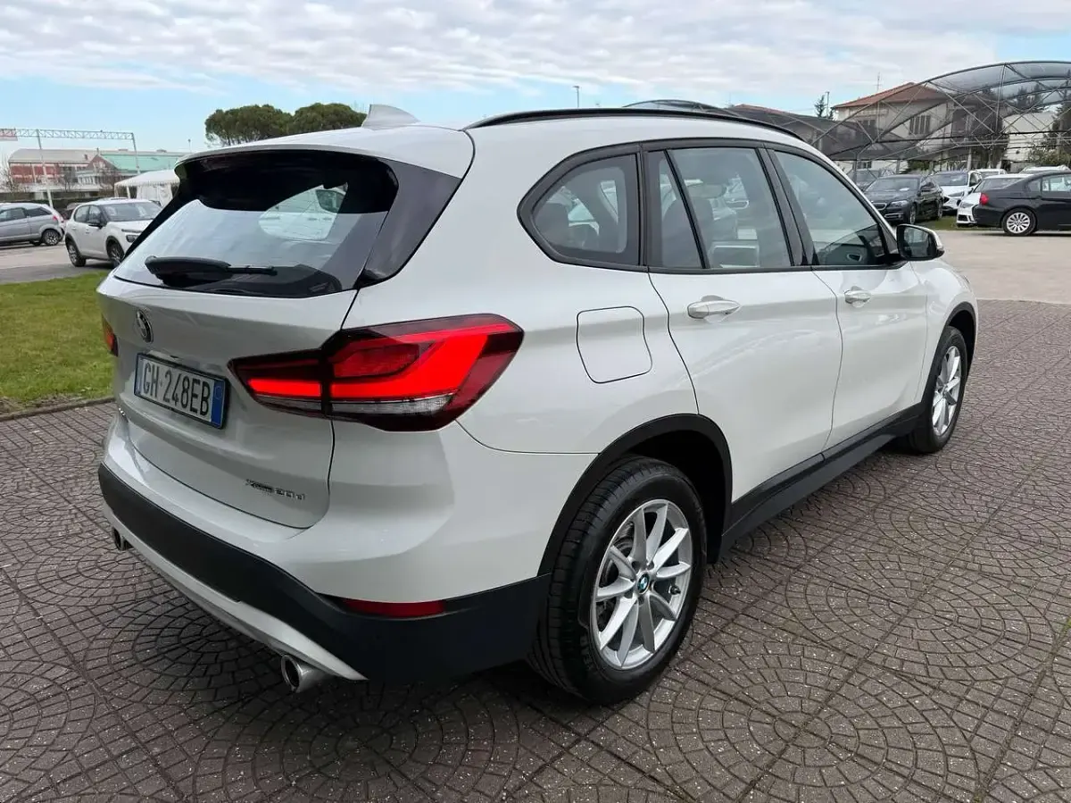 Usata BMW X1 Advantage 190 CV (139 kW) 2022 Bianco SUV
