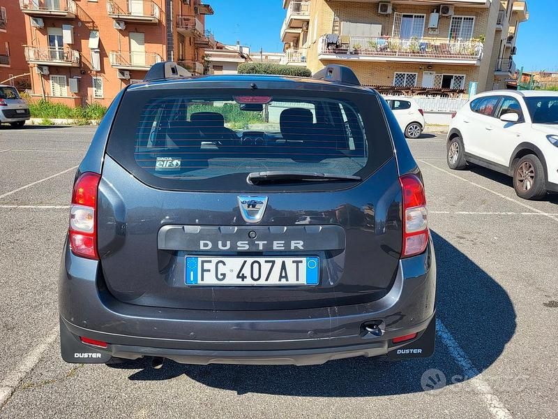Usata Dacia Duster 110 CV (80 kW) 2016 Nero SUV