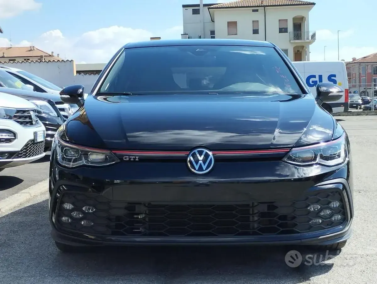 Usata VW Golf VIII GTI 245 CV (180 kW) 2020 Nero Berlina