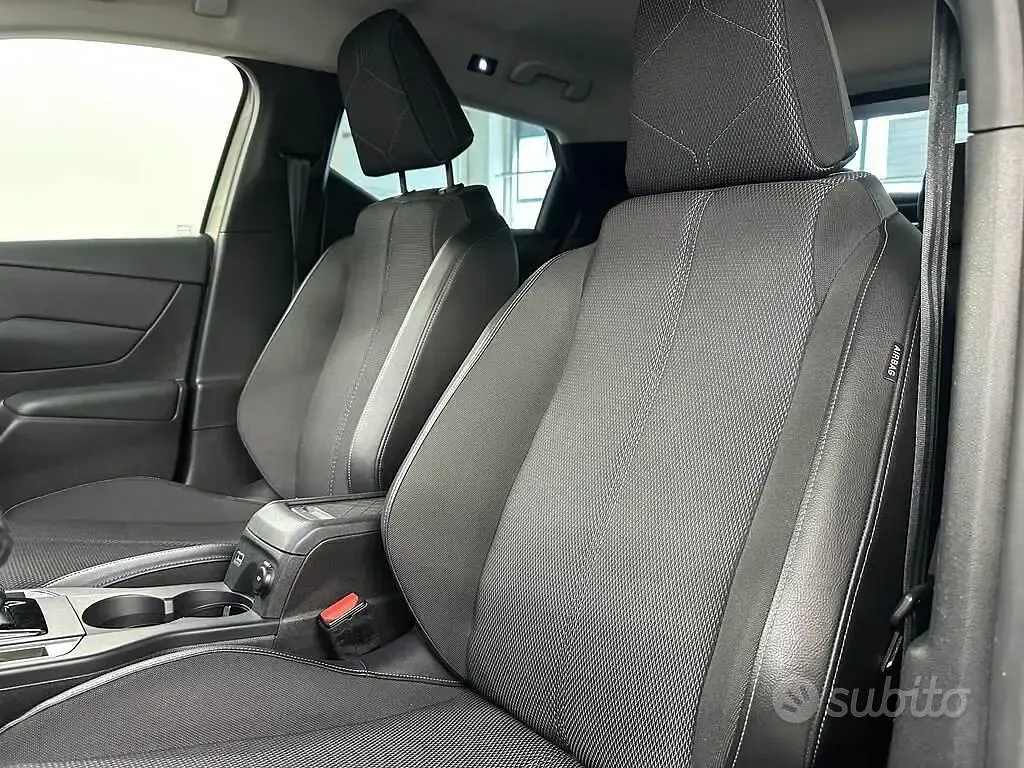 Usata DS Automobiles DS3 Crossback Grand Chic 131 CV (96 kW) 2022 Other SUV