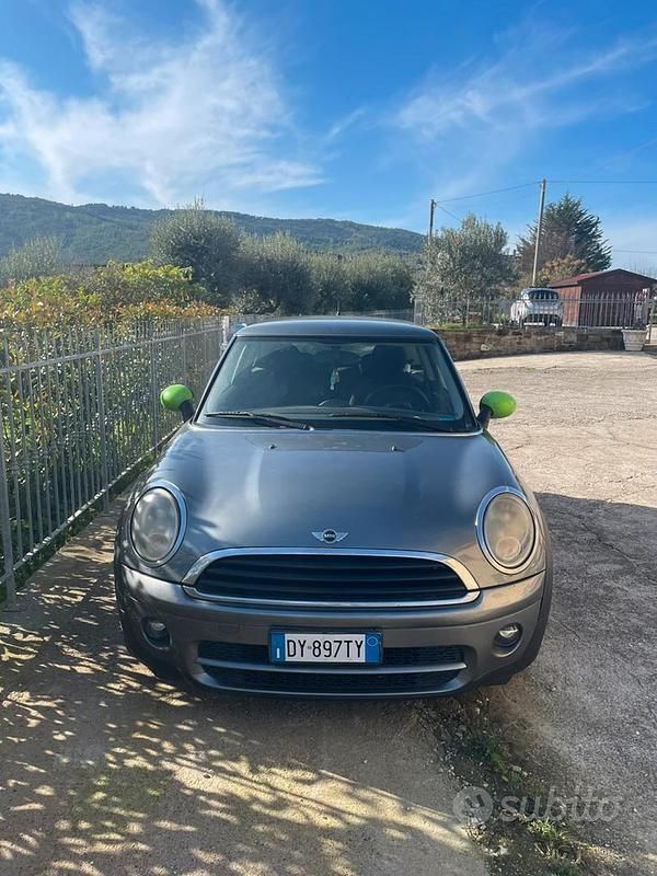Usata Mini ONE 90 CV (66 kW) 2009 Grigio Utilitaria