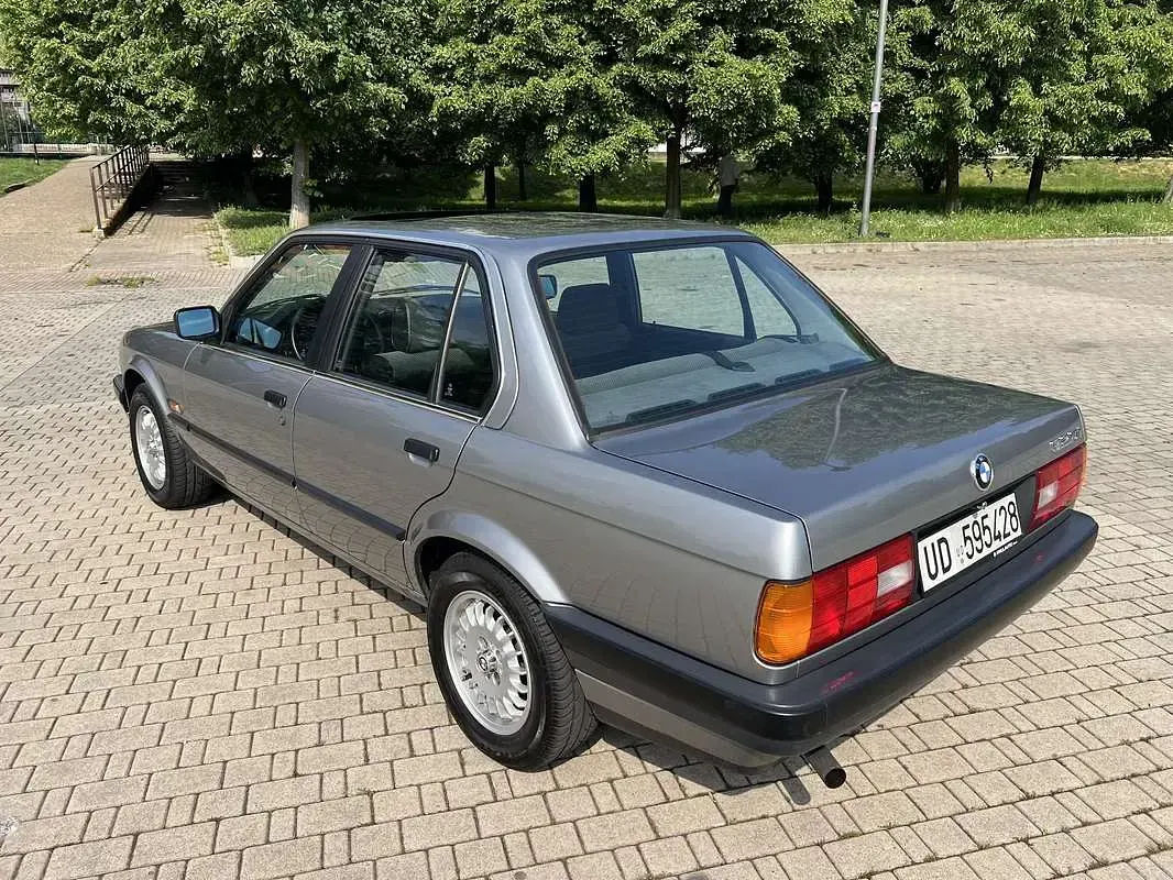 Usata BMW 320 129 CV (94 kW) 1989 Berlina