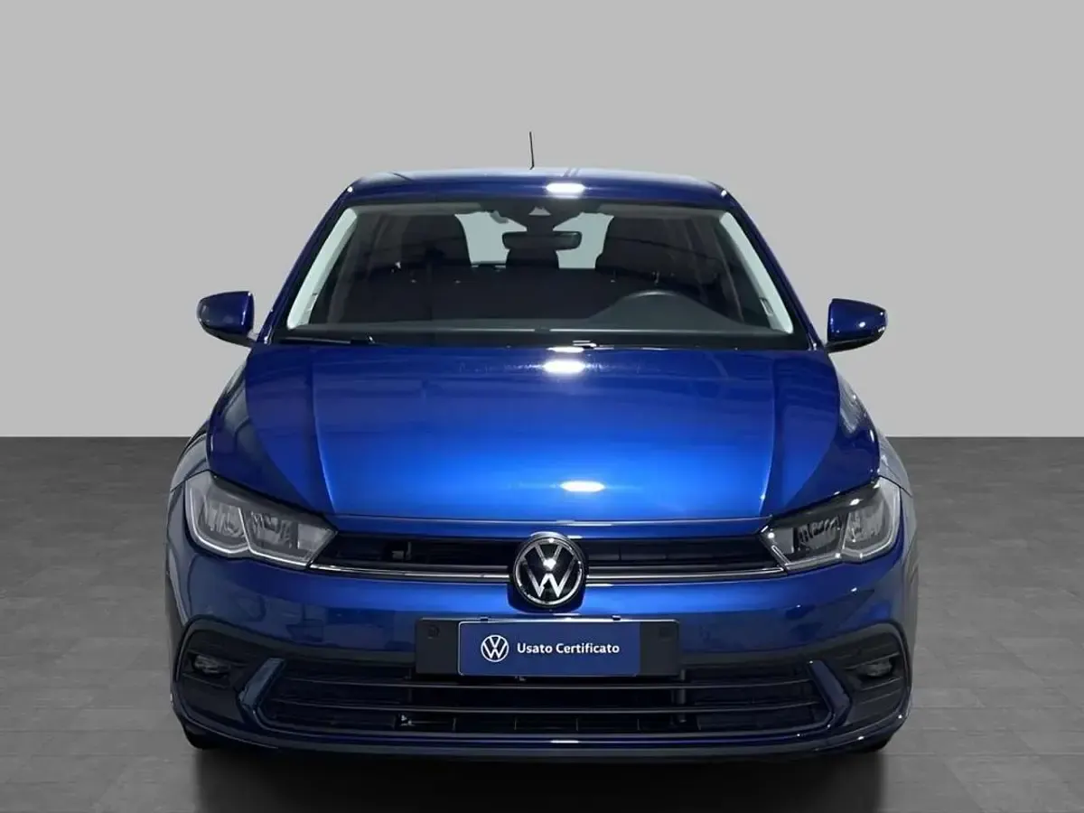 Usata VW Polo Life 95 CV (69 kW) 2023 Reef blue metallizzato Utilitaria