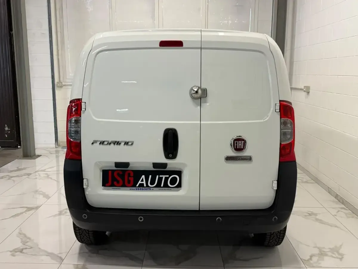 Usata Fiat Fiorino 80 CV (58 kW) 2016 Bianco Monovolume