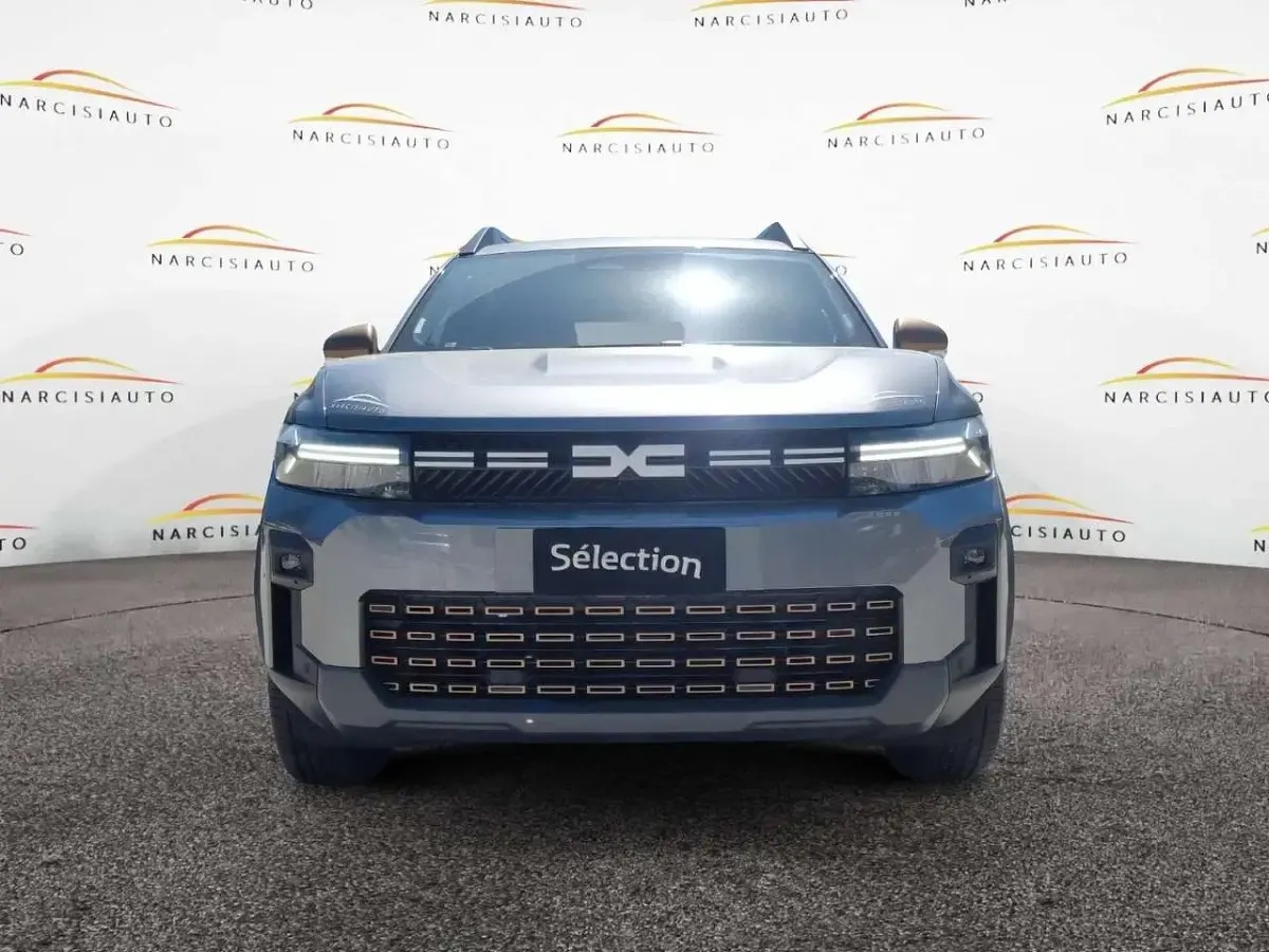 Usata Dacia Bigster Extreme 140 CV (102 kW) 2025 Grigio SUV