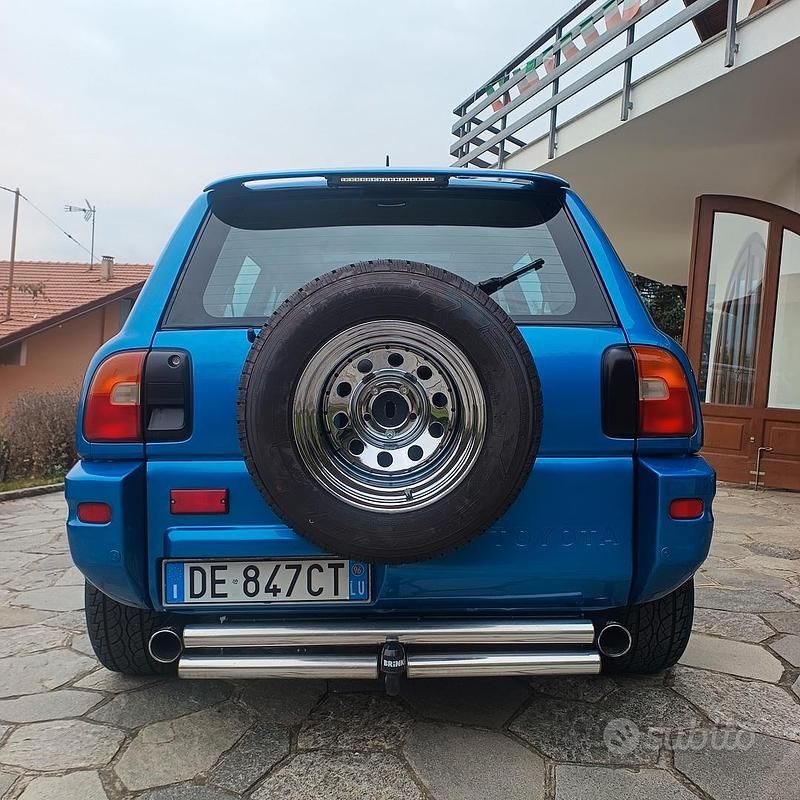 Usata Toyota RAV4 129 CV (94 kW) 1996 Blu SUV