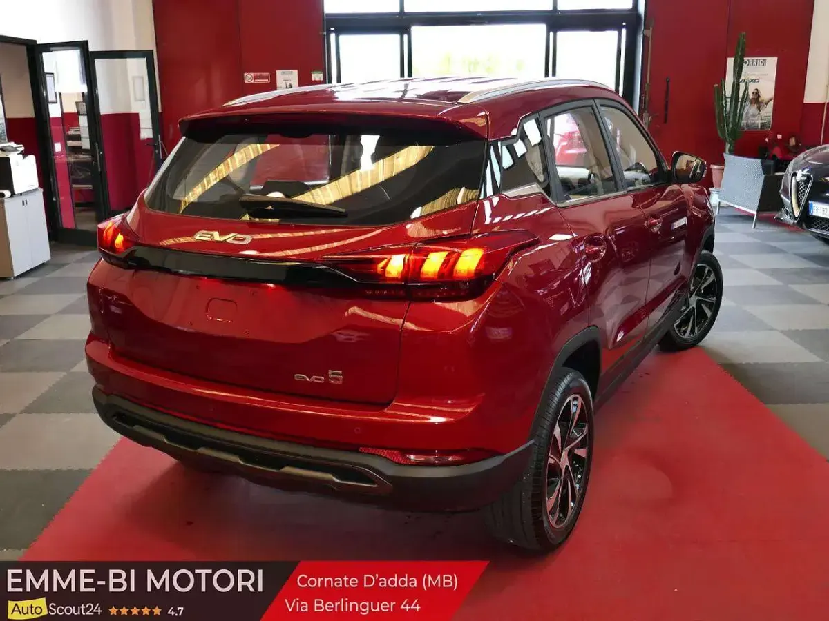 Neu EVO Evo 5 126 PS (92 kW) 2026 Rot SUV