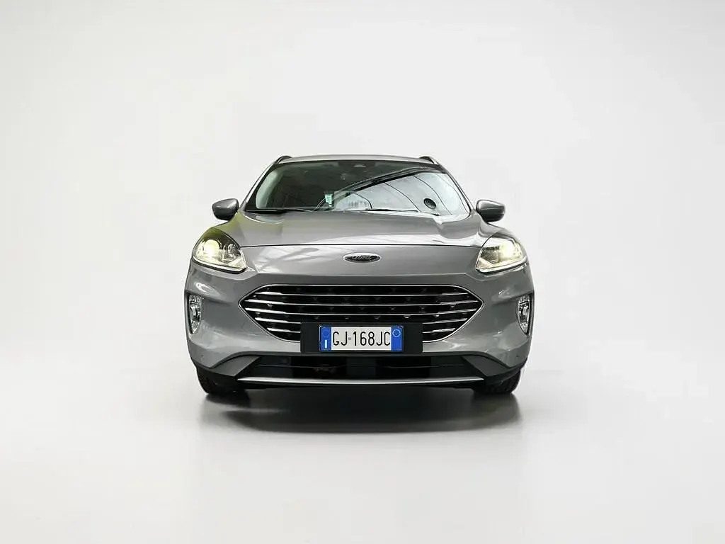 Usata Ford Kuga Business Edition 224 CV (164 kW) 2022 Grigio SUV