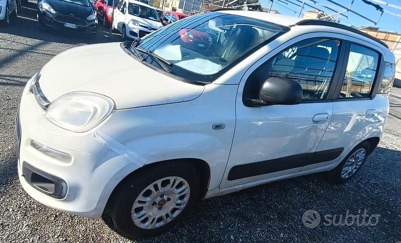 Usata Fiat Panda Easy 69 CV (50 kW) 2014 Bianco Utilitaria