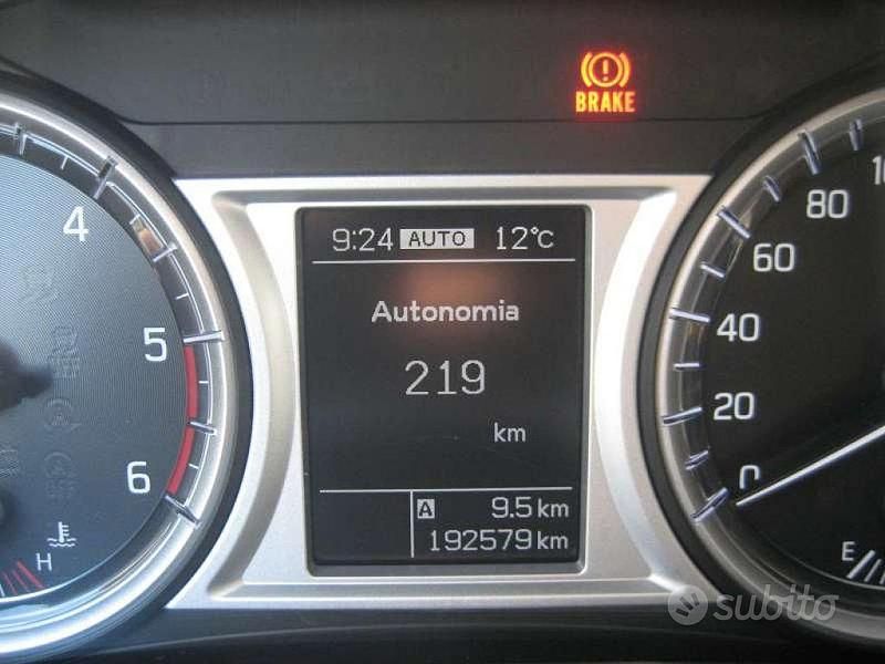 Usata Suzuki Vitara 120 CV (88 kW) 2017 Grigio SUV