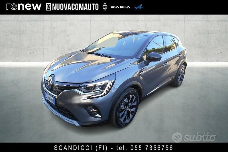 Occasion Renault Captur Techno 160 ch (117 kW) 2023 Gris SUV
