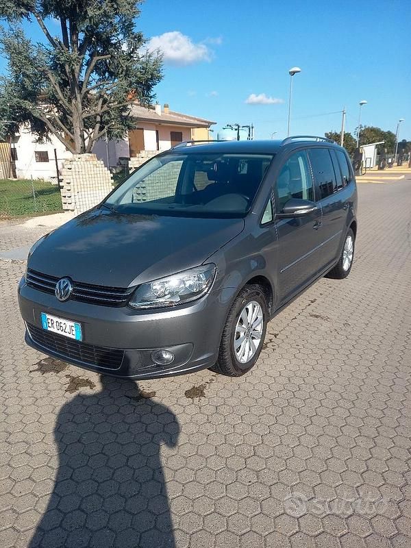 Usata VW Touran 2013 Grigio Monovolume
