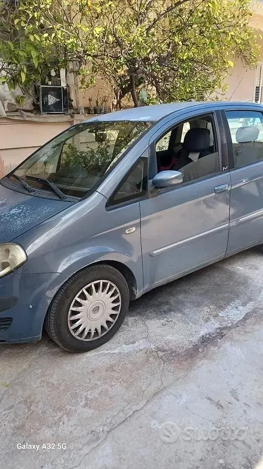 Usata Lancia Musa 69 CV (50 kW) 2005 Other Monovolume