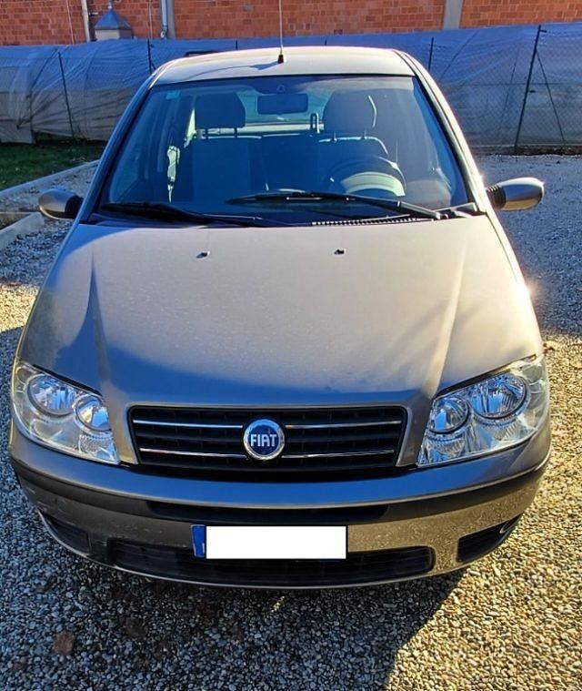 Marrone Usata 2006 Fiat Punto Dynamic Tre volumi | 1800 € (Ottimo prezzo) - Immagine 1/4