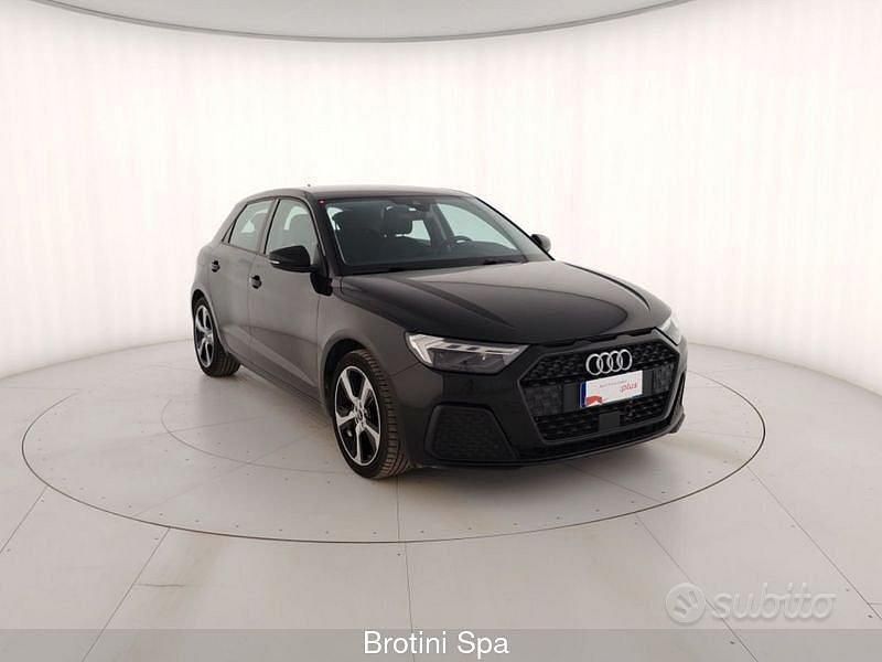Usata Audi A1 Admired 110 CV (80 kW) 2023 Nero SUV