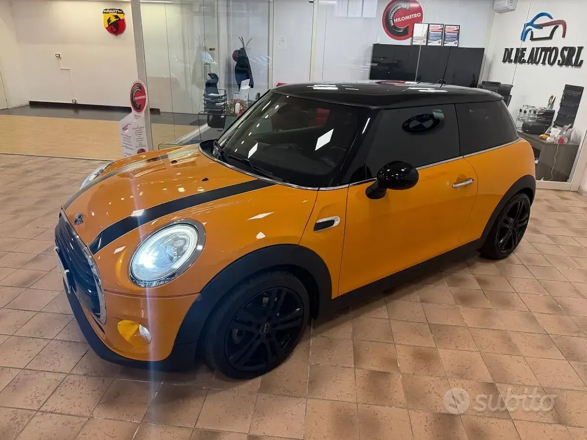 Usata Mini John Cooper Works 116 CV (85 kW) 2017 Utilitaria