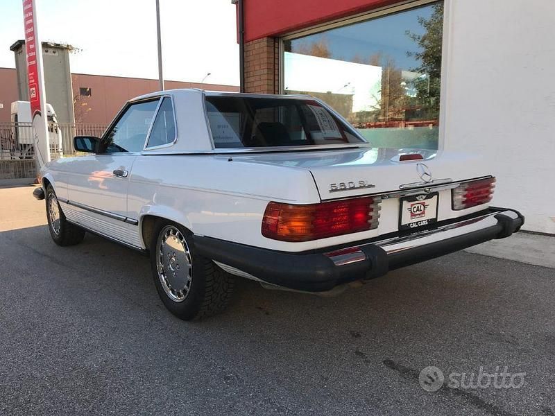 Usata Mercedes SL500 231 CV (169 kW) 1988 Bianco Cabrio