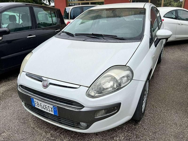 Usata Fiat Punto Evo Dynamic 95 CV (69 kW) 2010 Bianco Utilitaria