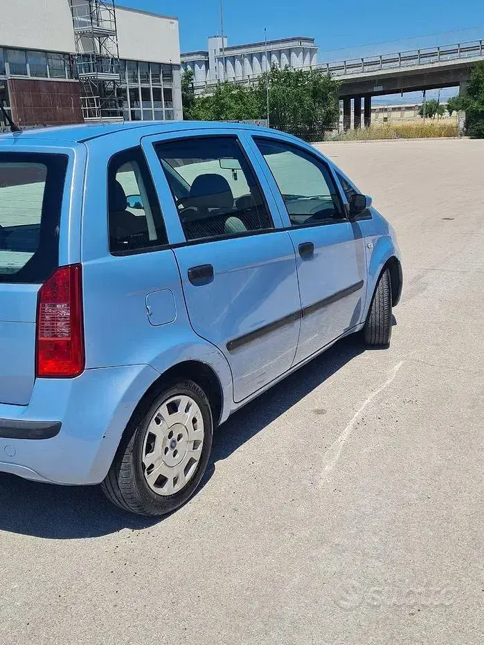 Usata Fiat Idea 95 CV (69 kW) 2004 Monovolume