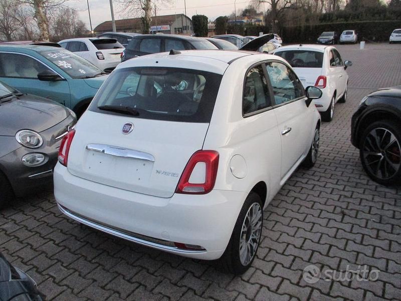 Usata Fiat 500 Dolcevita 69 CV (50 kW) 2023 Bianco Utilitaria