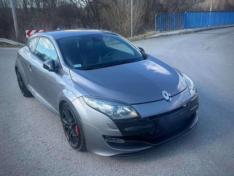 Usata Renault Mégane Coupé R.S. 300 CV (220 kW) 2010 Argento Coupé