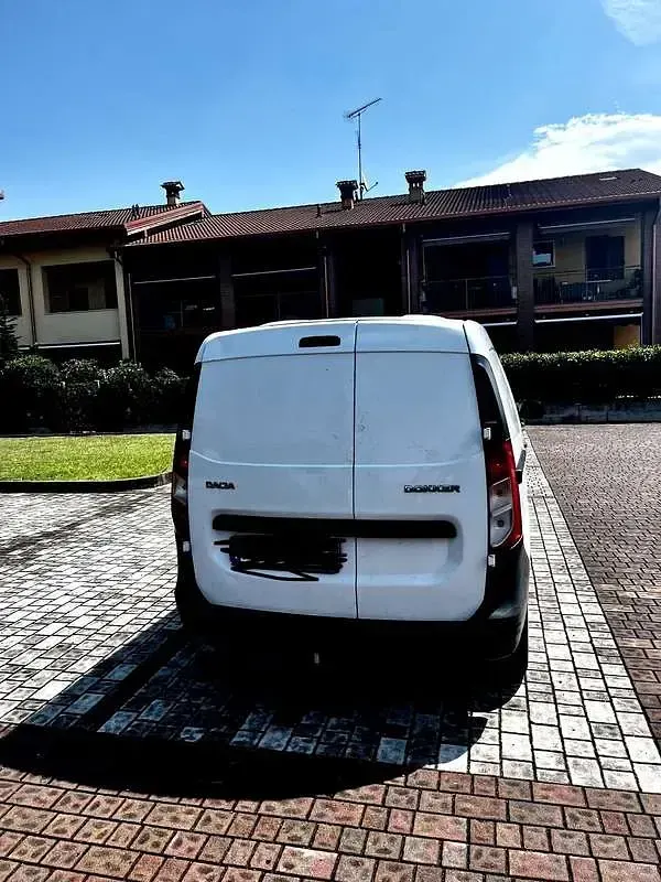 Usata Dacia Dokker Stepway 90 CV (66 kW) 2017 Monovolume