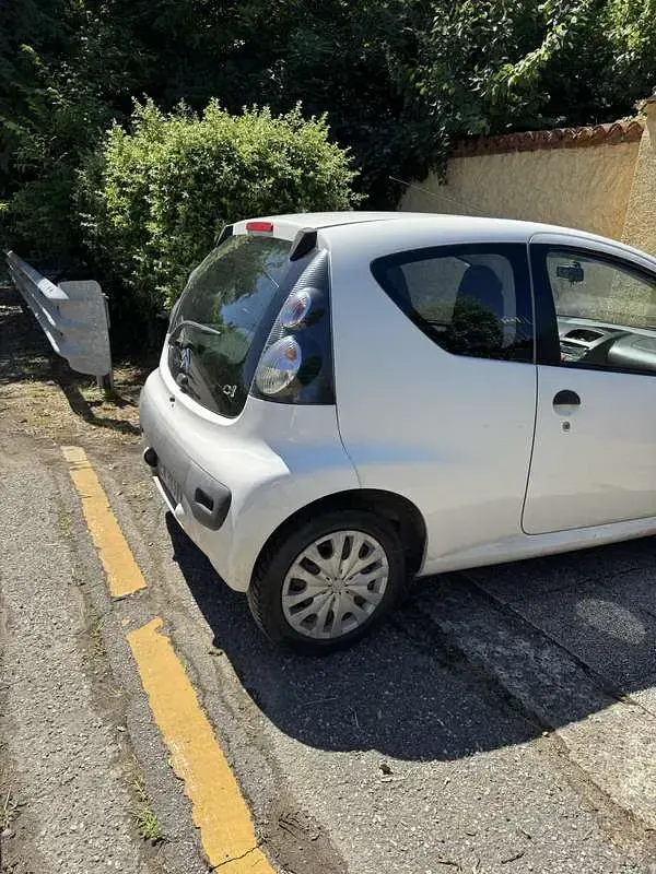 Usata Citroën C1 Attraction 68 CV (50 kW) 2013 Utilitaria