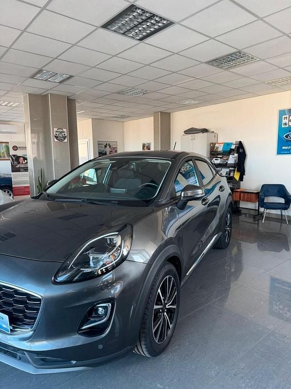 Usata Ford Puma Titanium 125 CV (91 kW) 2022 Grigio Station wagon
