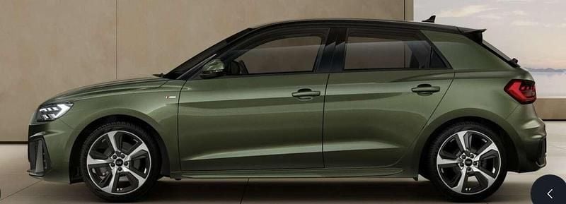 Nuova Audi A1 Sportback S-Line 116 CV (85 kW) 2026 District green metallic Utilitaria