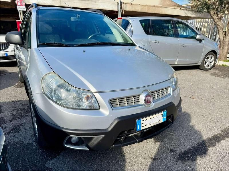 Usata Fiat Sedici Dynamic 120 CV (88 kW) 2010 Other SUV