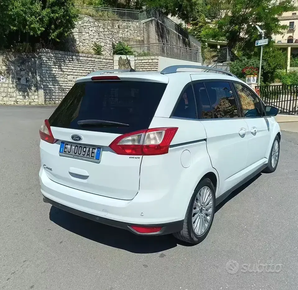 Usata Ford C-MAX Titanium 116 CV (85 kW) 2012 Bianco Monovolume