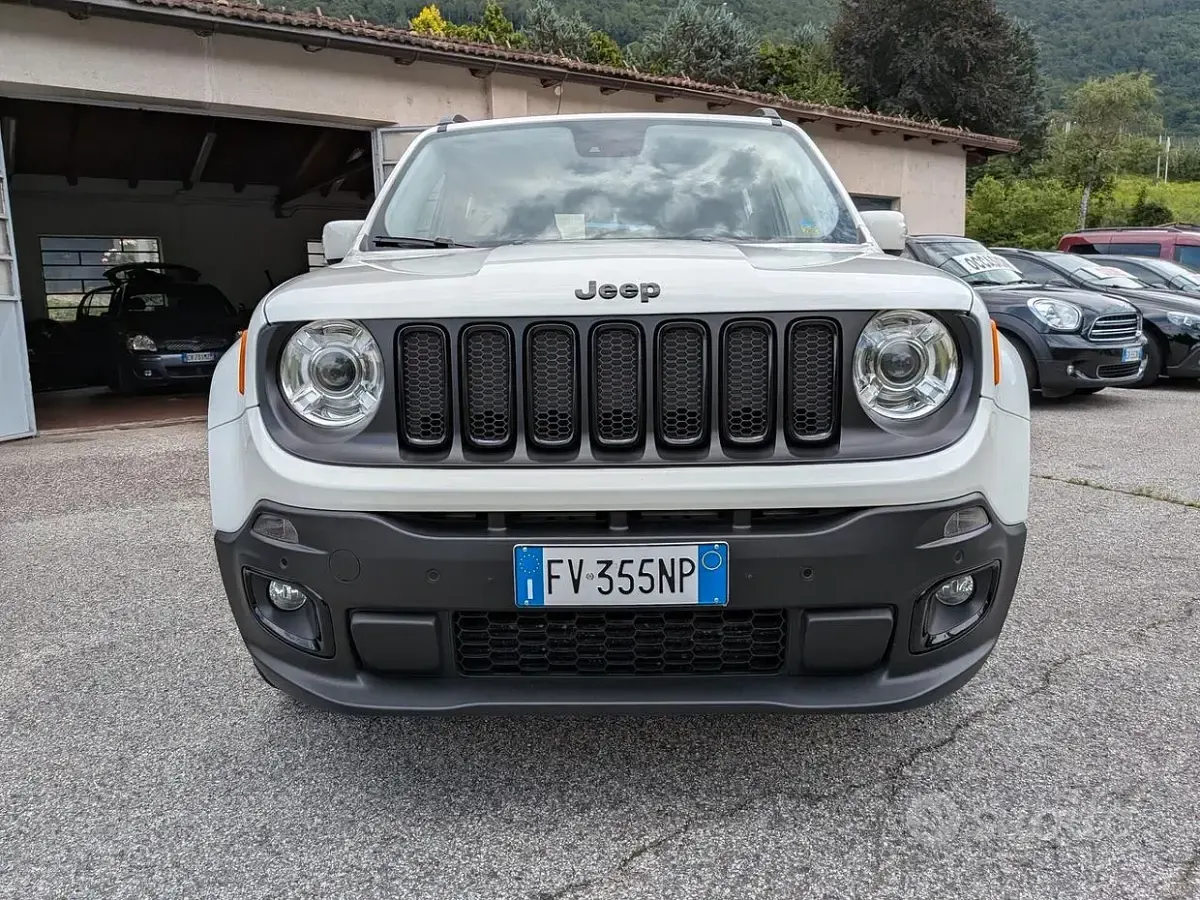 Usata Jeep Renegade 140 CV (102 kW) 2017 Bianco SUV