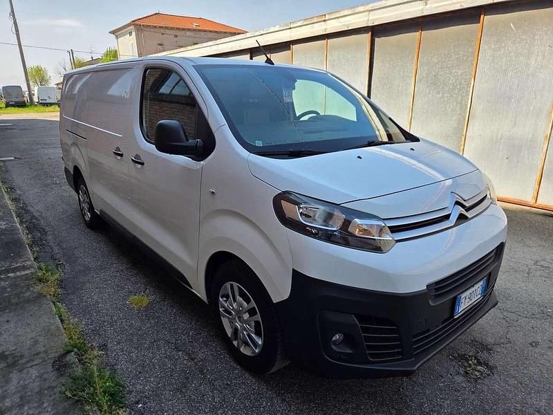 Usata Citroën Jumpy Comfort 150 CV (110 kW) 2019 Bianco Monovolume